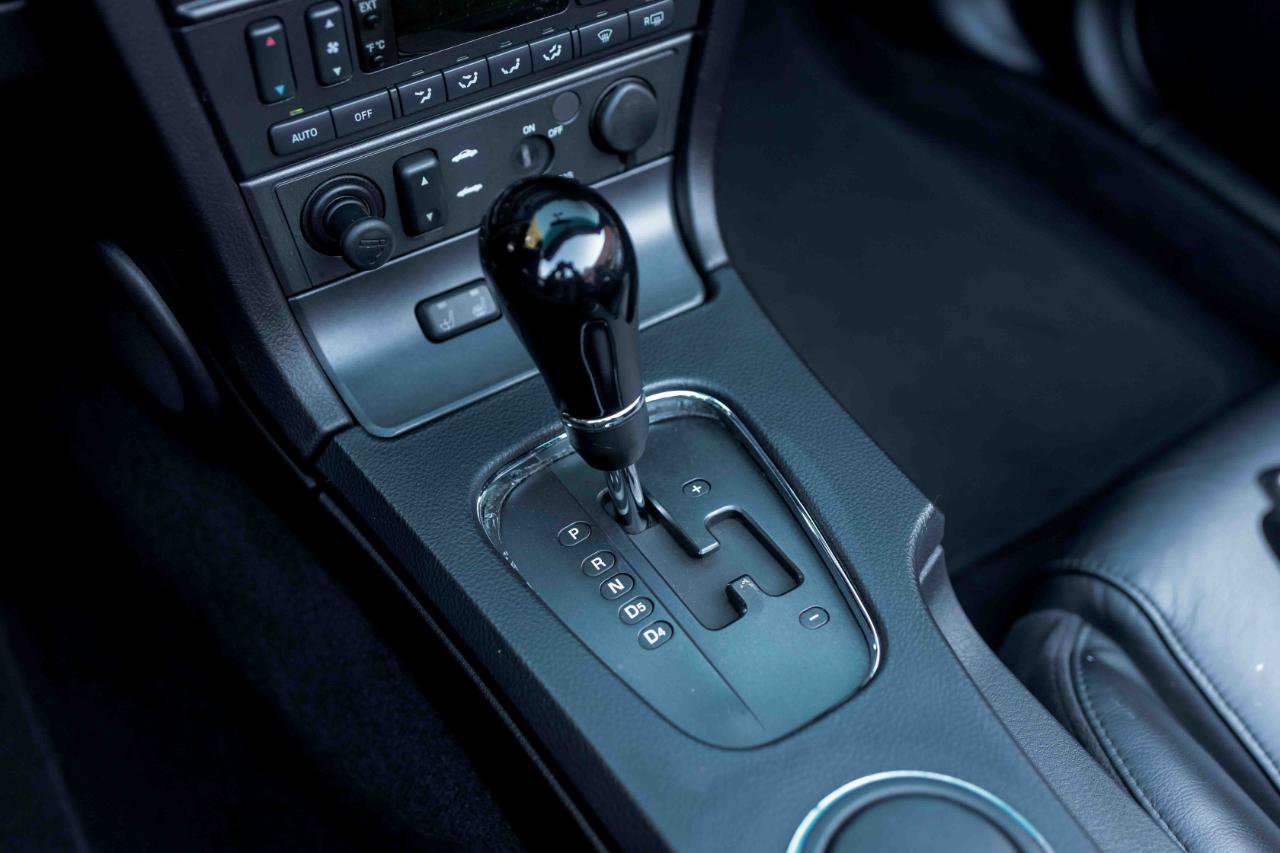 Used 2003 Ford Thunderbird Deluxe image 66