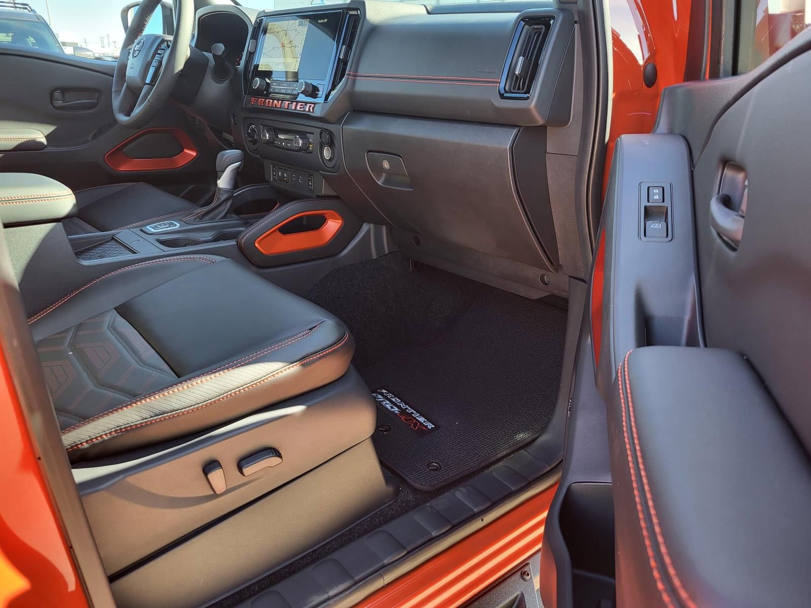 New 2026 Nissan Frontier PRO-4X w/ Pro Premium Package AWD/4WD image 14