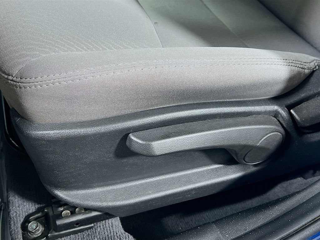 Used 2016 Hyundai Elantra SE FWD image 16