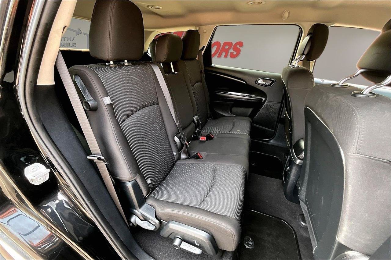 Used 2016 Dodge Journey SXT w/ Comfort/Convenience Group AWD/4WD image 27