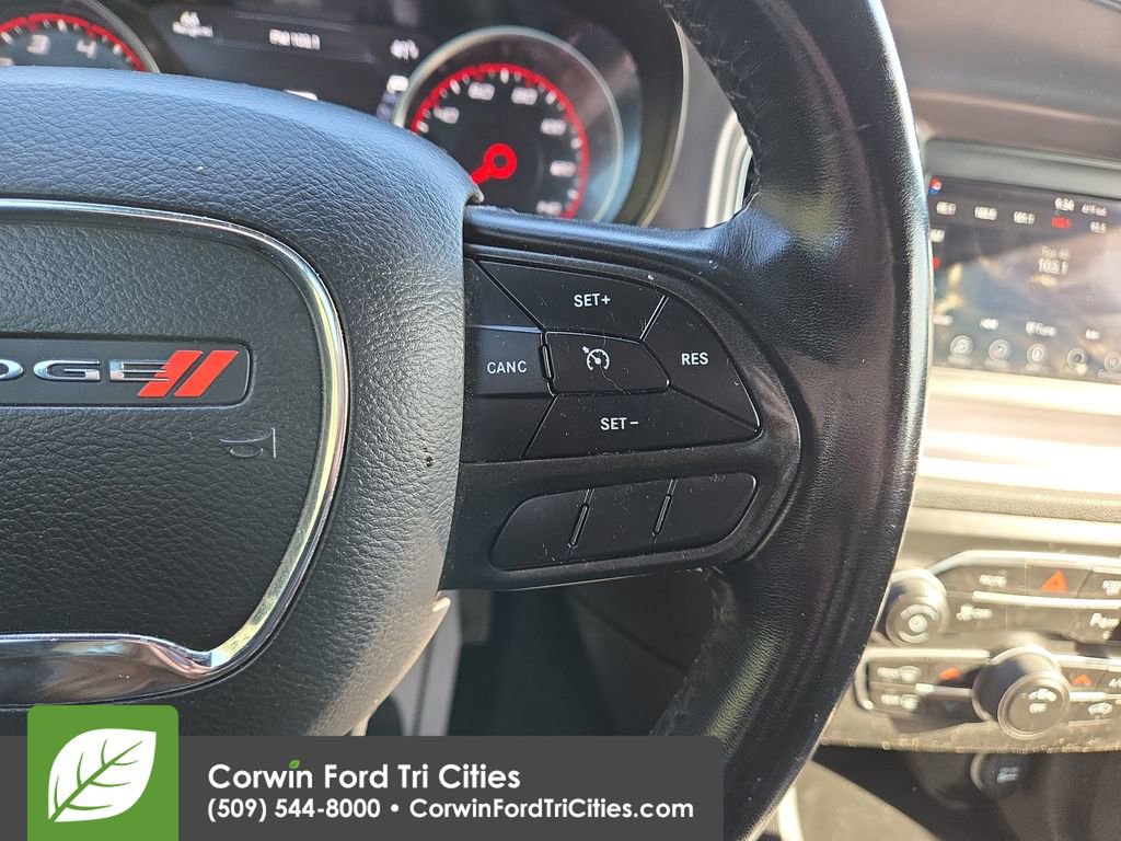 Used 2020 Dodge Charger SXT RWD image 19