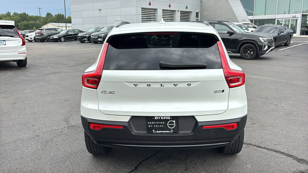 Used 2026 Volvo XC40 B5 Plus AWD/4WD image 29