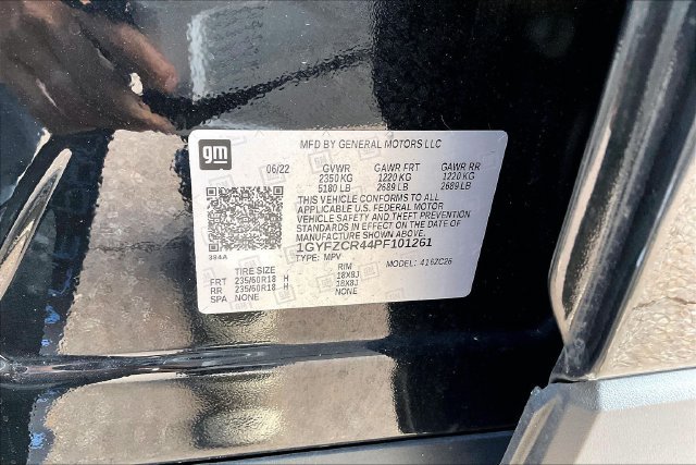 Certified 2023 Cadillac XT4 Premium Luxury w/ Technology Package FWD image 14