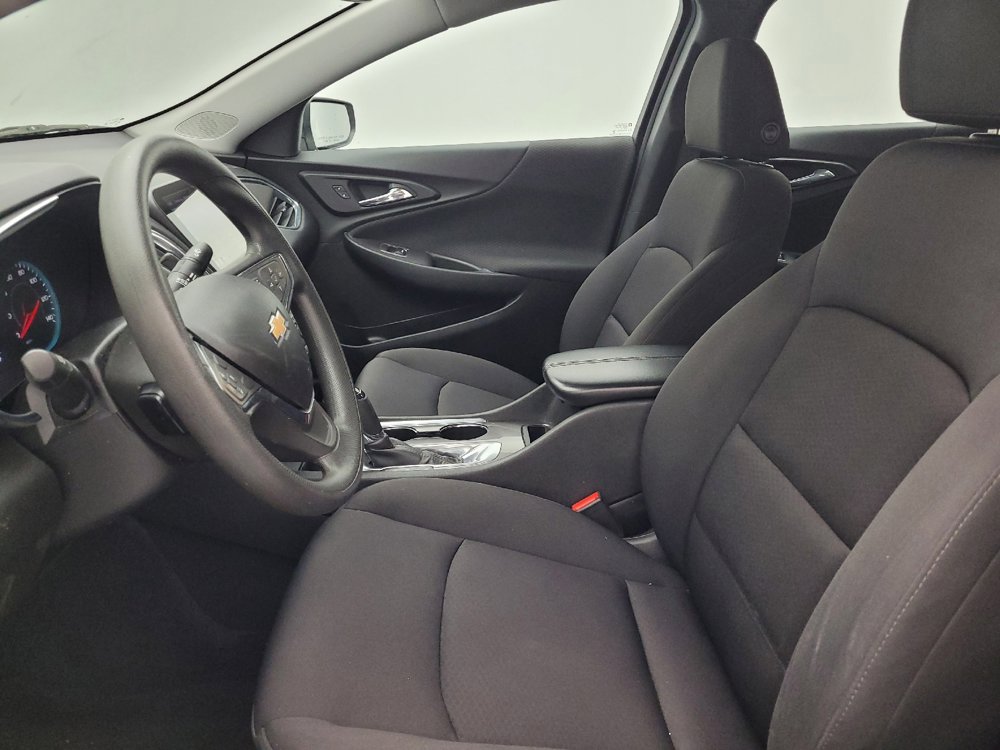 Used 2019 Chevrolet Malibu LT image 17
