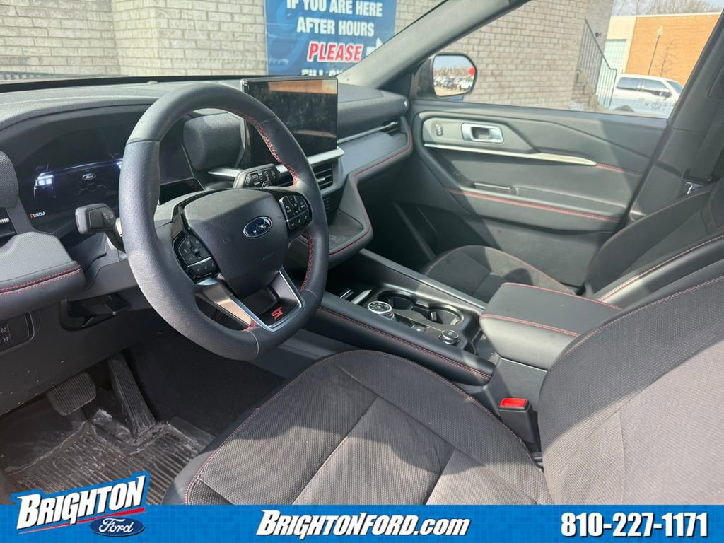 Certified 2025 Ford Explorer ST image 8