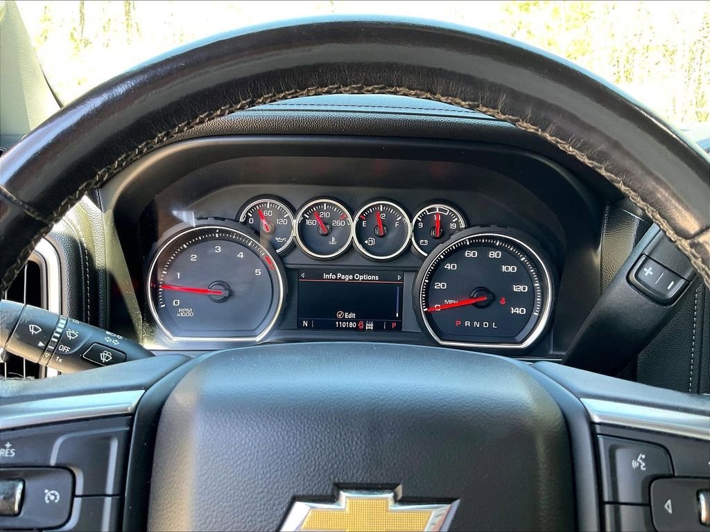 Used 2020 Chevrolet Silverado 2500 LTZ AWD/4WD image 24