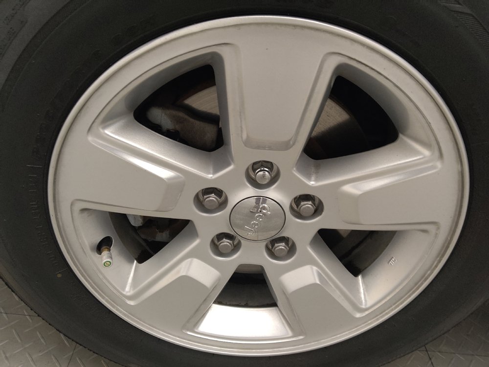 Used 2016 Jeep Compass Sport w/ Power Value Group FWD image 31