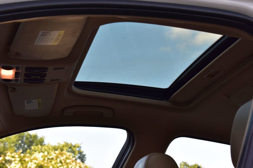 Used 2011 BMW 328i Sedan w/ Premium Pkg image 33