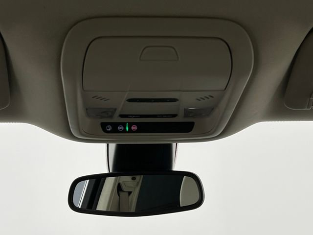 Used 2023 Buick Enclave Essence image 28