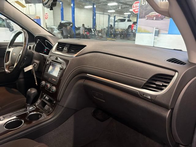Used 2017 Chevrolet Traverse LT AWD/4WD image 27