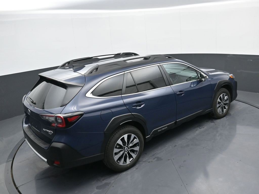 Used 2025 Subaru Outback Limited XT image 35