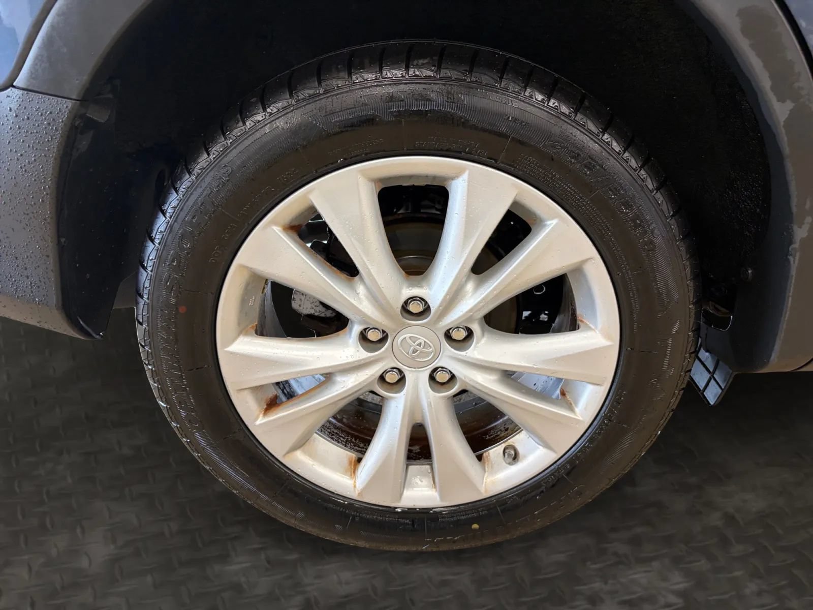 Used 2014 Toyota RAV4 Limited AWD/4WD image 40