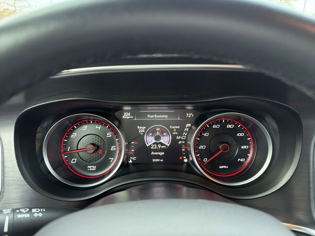 Used 2018 Dodge Charger SXT image 26