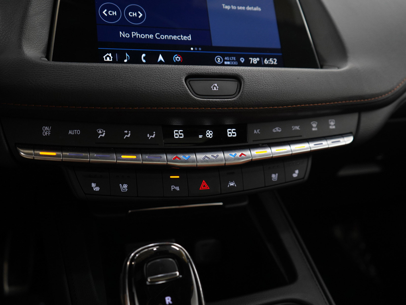 Used 2023 Cadillac XT4 Sport image 23