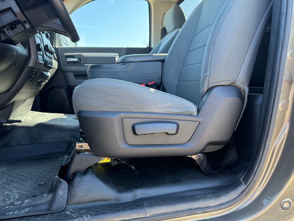 Used 2014 RAM 1500 Tradesman w/ Power & Remote Entry Group image 23