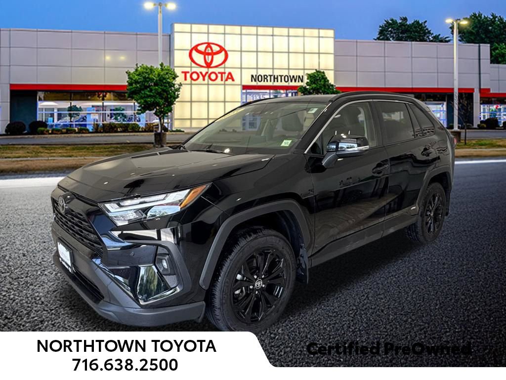 Used 2025 Toyota RAV4 XLE Premium w/ Weather Package AWD/4WD image 1