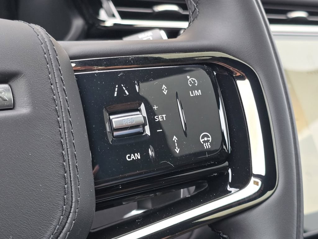 New 2026 Land Rover Range Rover Velar Dynamic SE AWD/4WD image 15