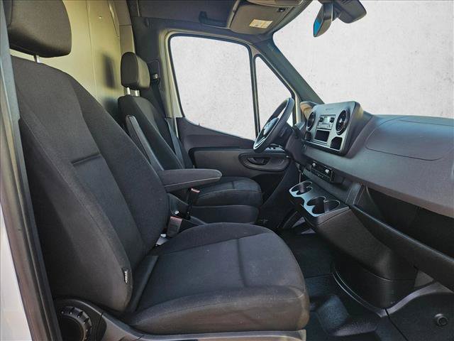 Used 2023 Mercedes-Benz Sprinter 2500 image 25