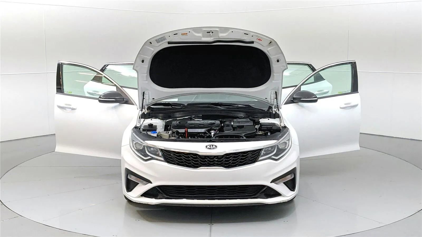 Used 2020 Kia Optima SE image 10