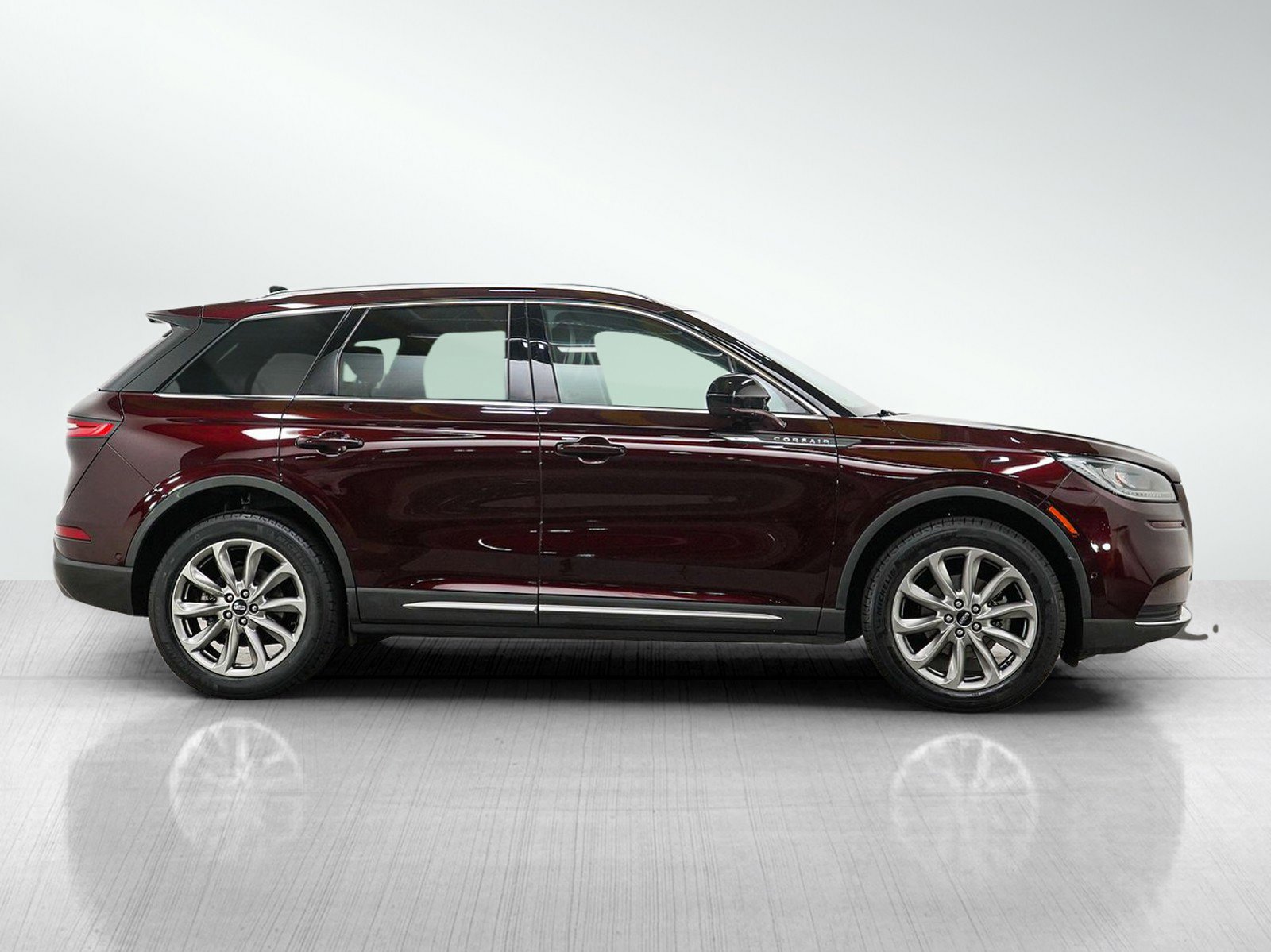 Used 2021 Lincoln Corsair AWD w/ Premium Package image 6