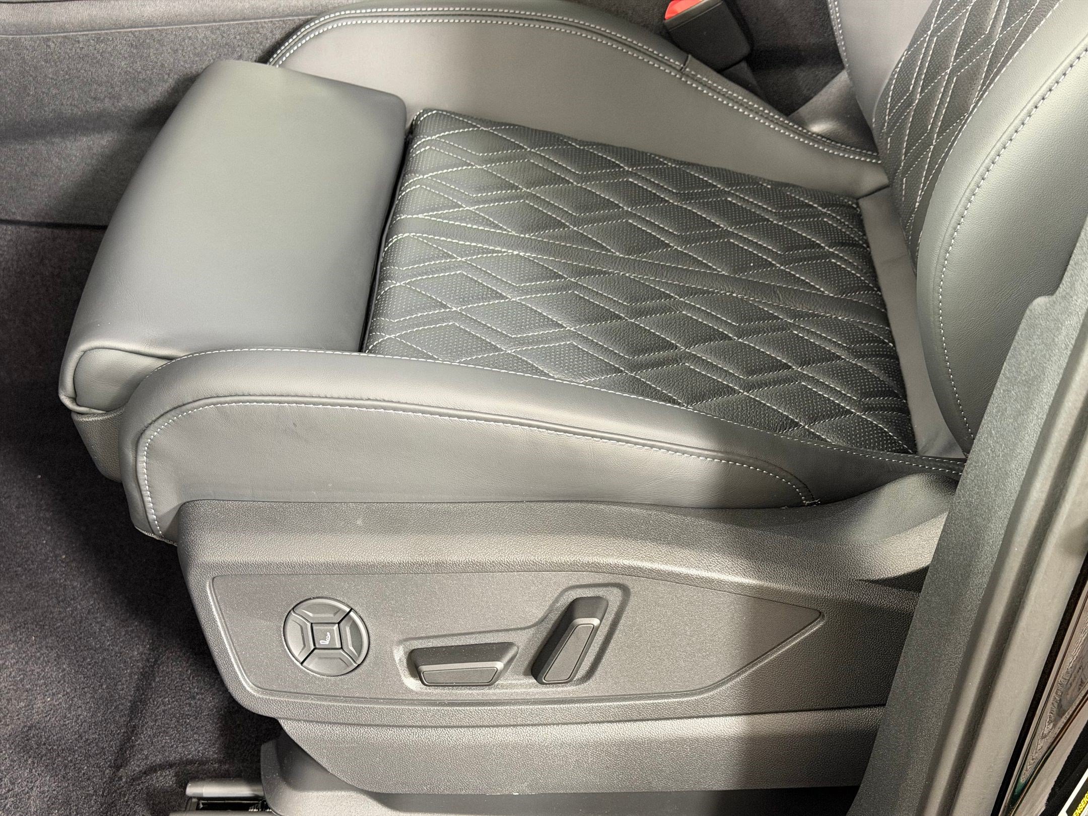 New 2026 Audi SQ5 Premium Plus AWD/4WD image 14