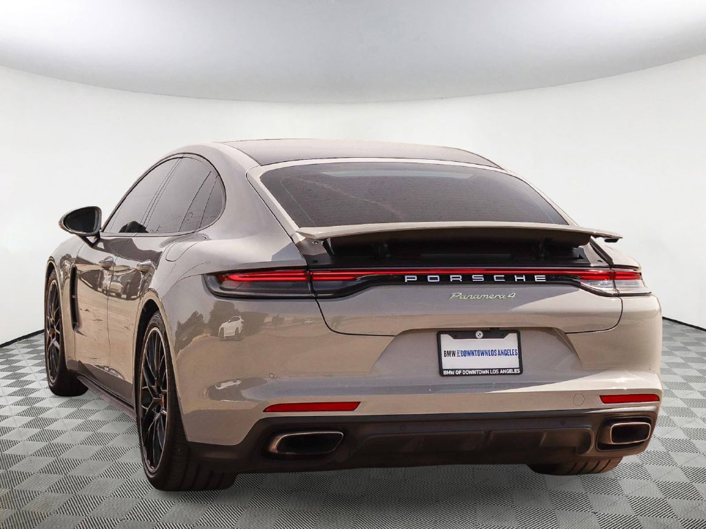 Used 2023 Porsche Panamera AWD/4WD image 7