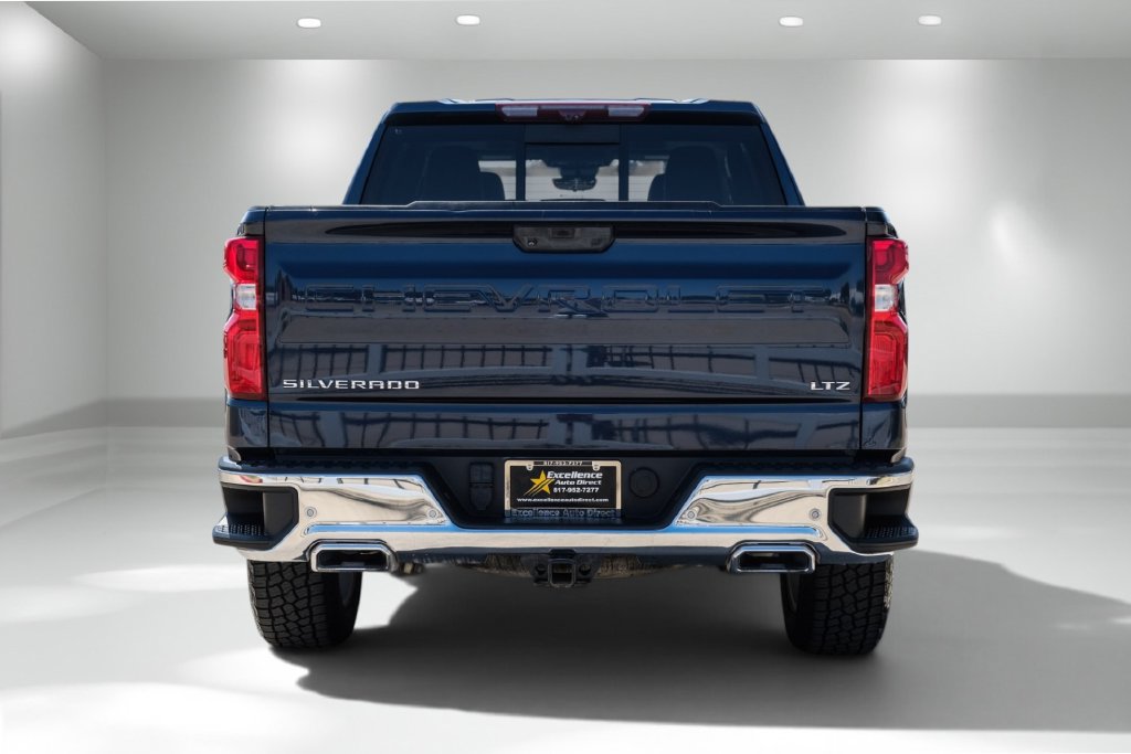 Used 2022 Chevrolet Silverado 1500 LTZ w/ Technology Package AWD/4WD image 8