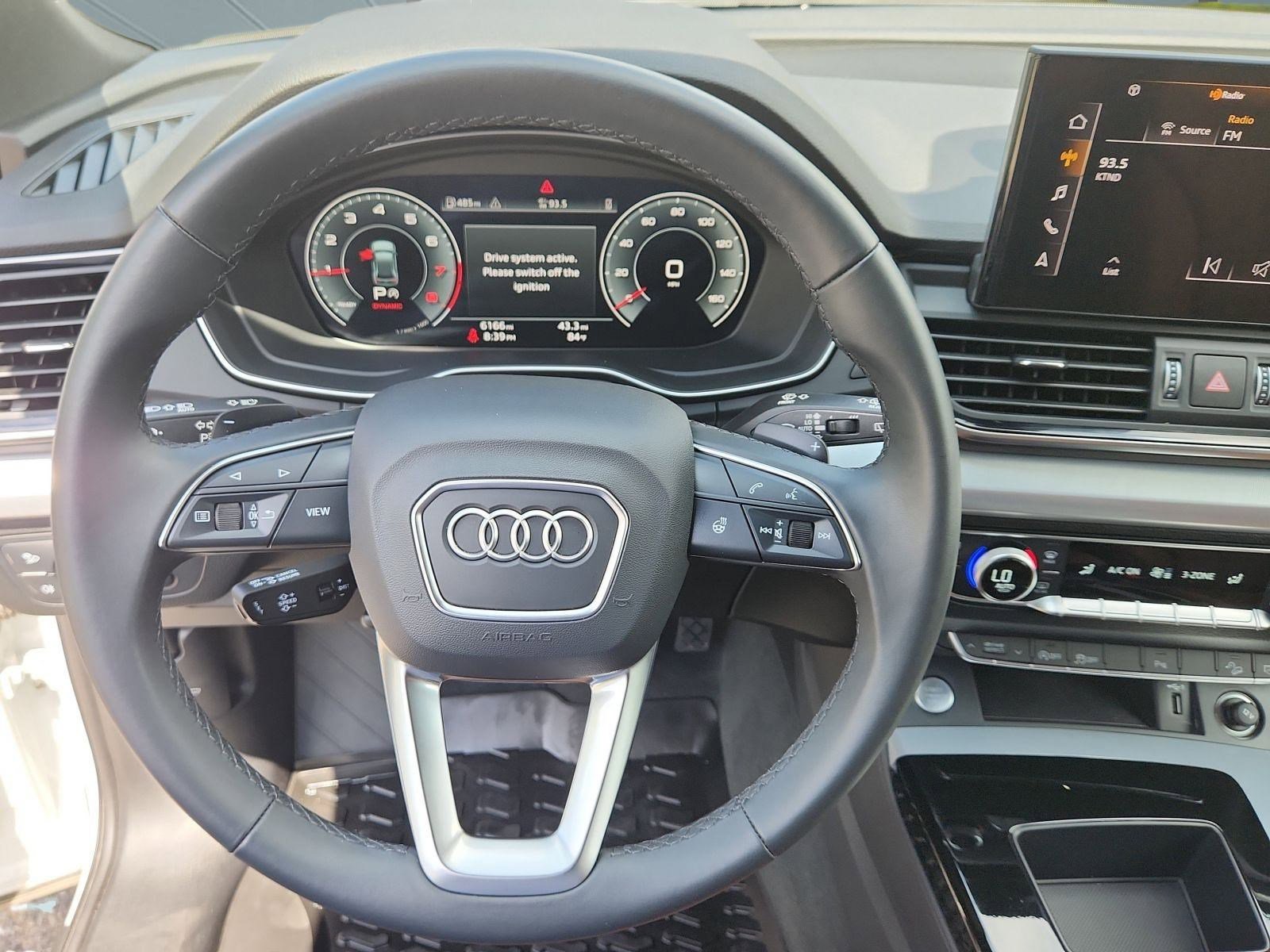 Certified 2025 Audi Q5 2.0T Premium w/ Convenience Plus Package image 26