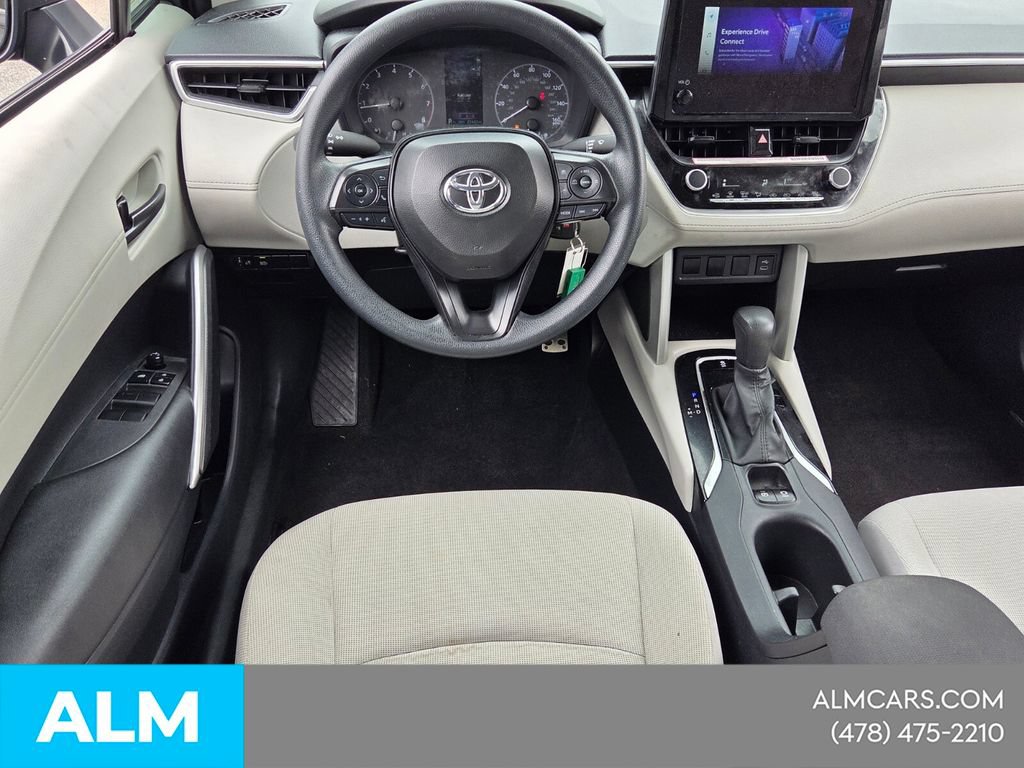 Used 2024 Toyota Corolla Cross L FWD image 7