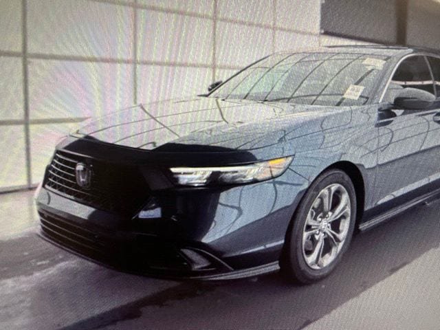 Used 2024 Honda Accord EX image 2