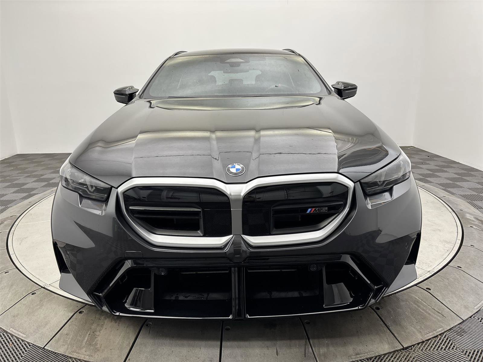 Used 2025 BMW M5 Touring image 14