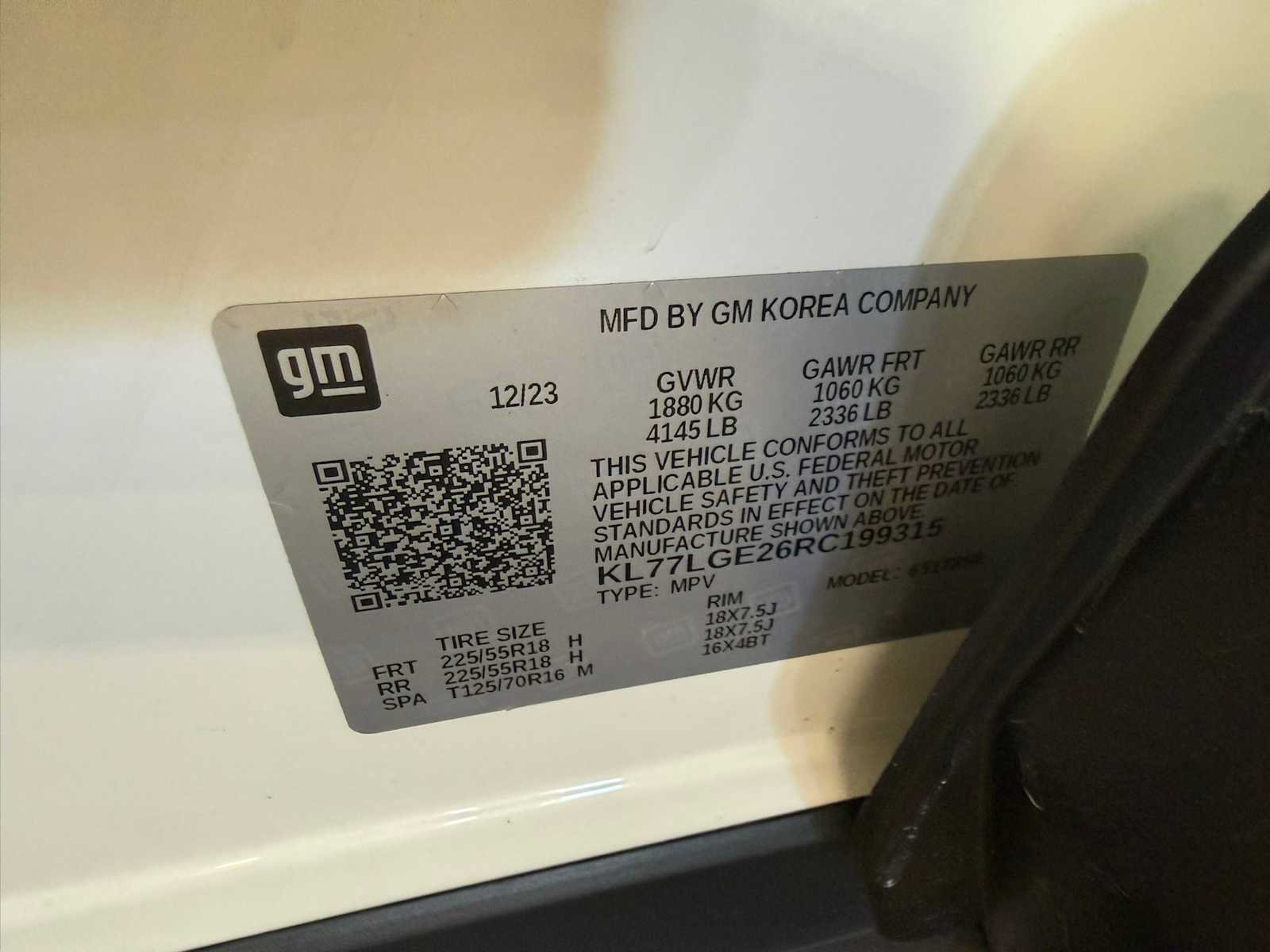 Used 2024 Chevrolet Trax RS FWD image 36