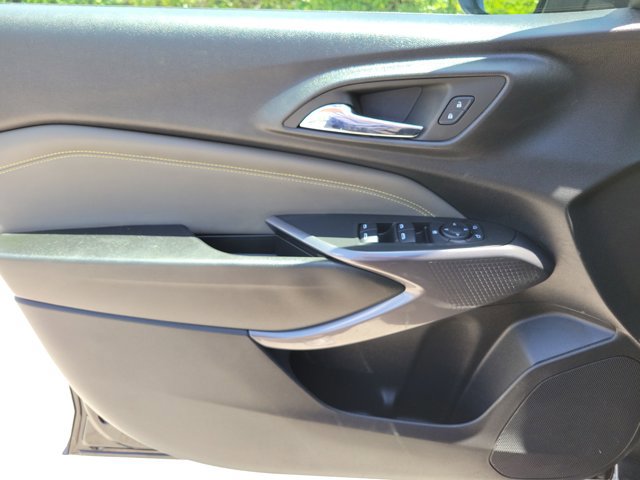 Used 2024 Chevrolet Trax ACTIV w/ Driver Confidence Package FWD image 23