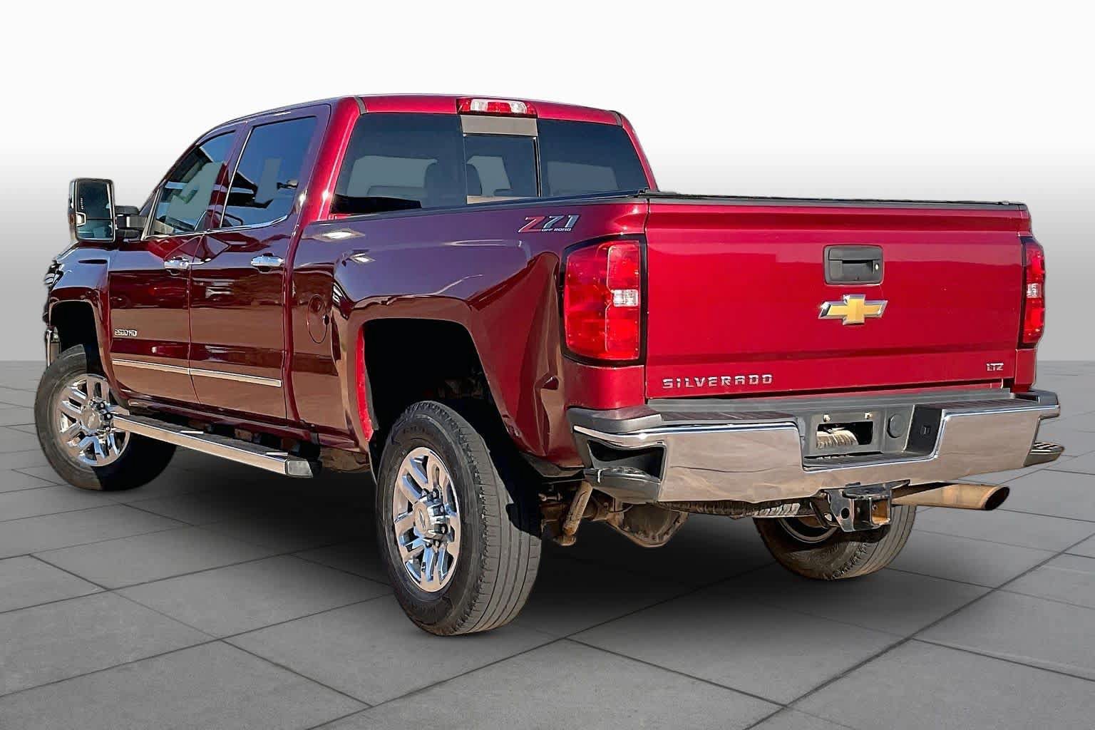 Used 2018 Chevrolet Silverado 2500 LTZ AWD/4WD image 13