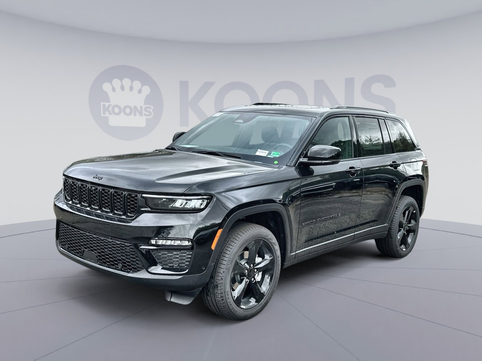 New 2025 Jeep Grand Cherokee Limited w/ Luxury Tech Group II image 1