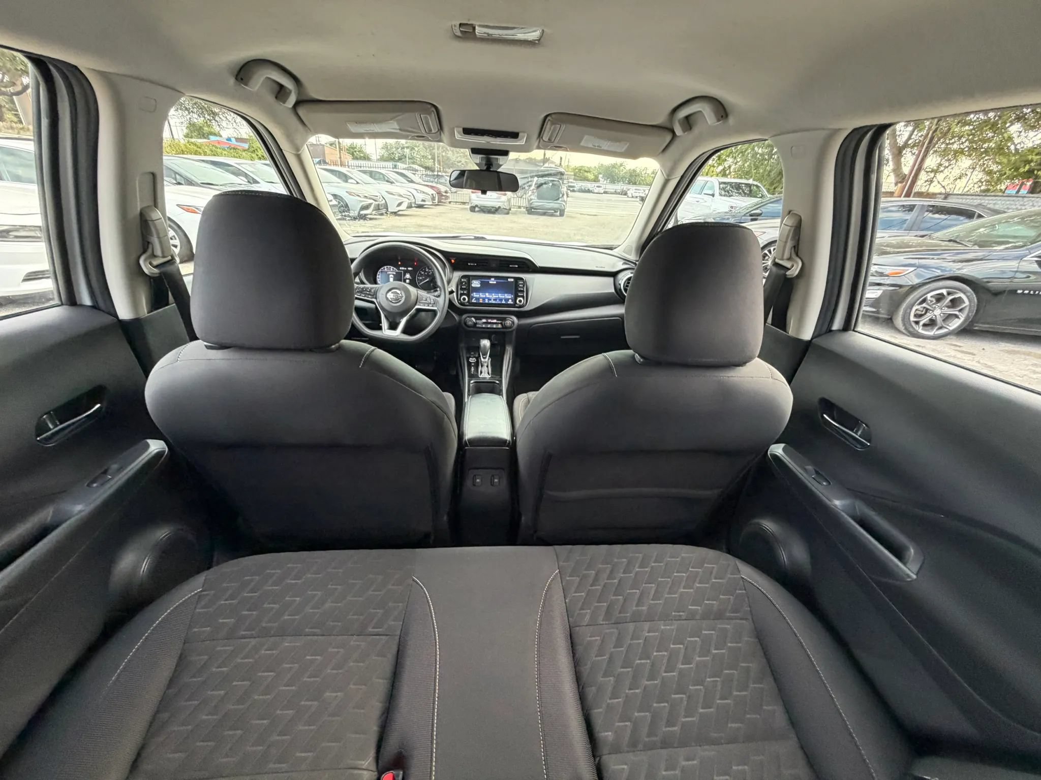 Used 2021 Nissan Kicks SV FWD image 13