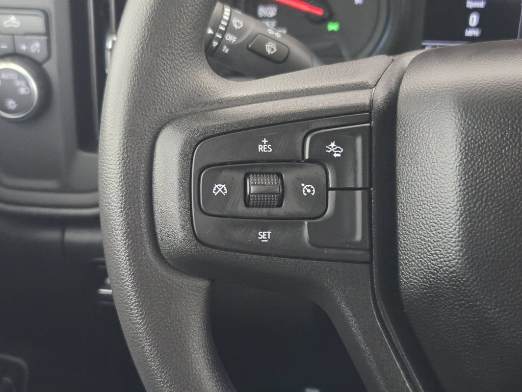 New 2026 Chevrolet Silverado 1500 Custom w/ LPO, Dark Essentials Package RWD image 31