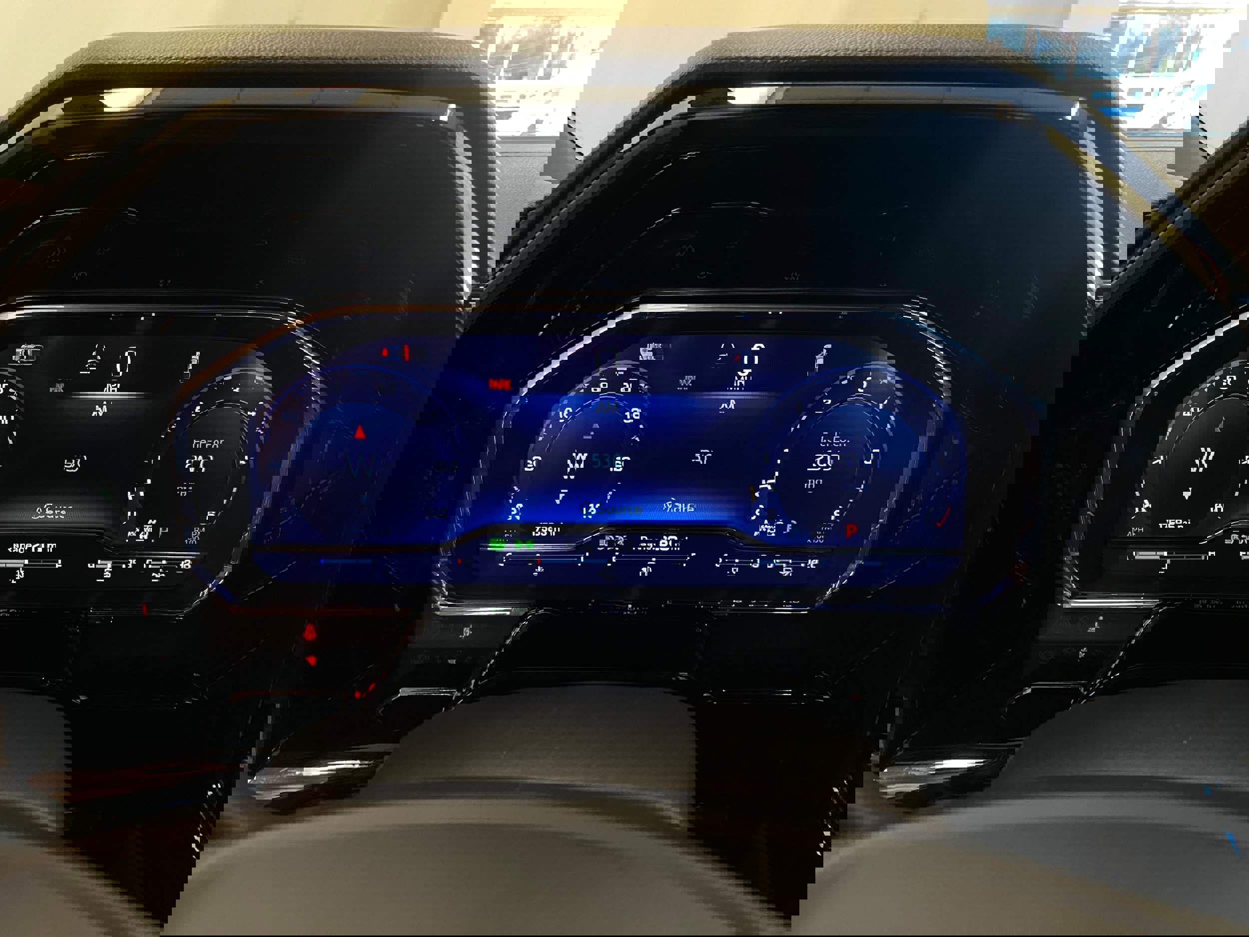 Used 2024 Chevrolet Silverado 1500 High Country w/ Technology Package image 22