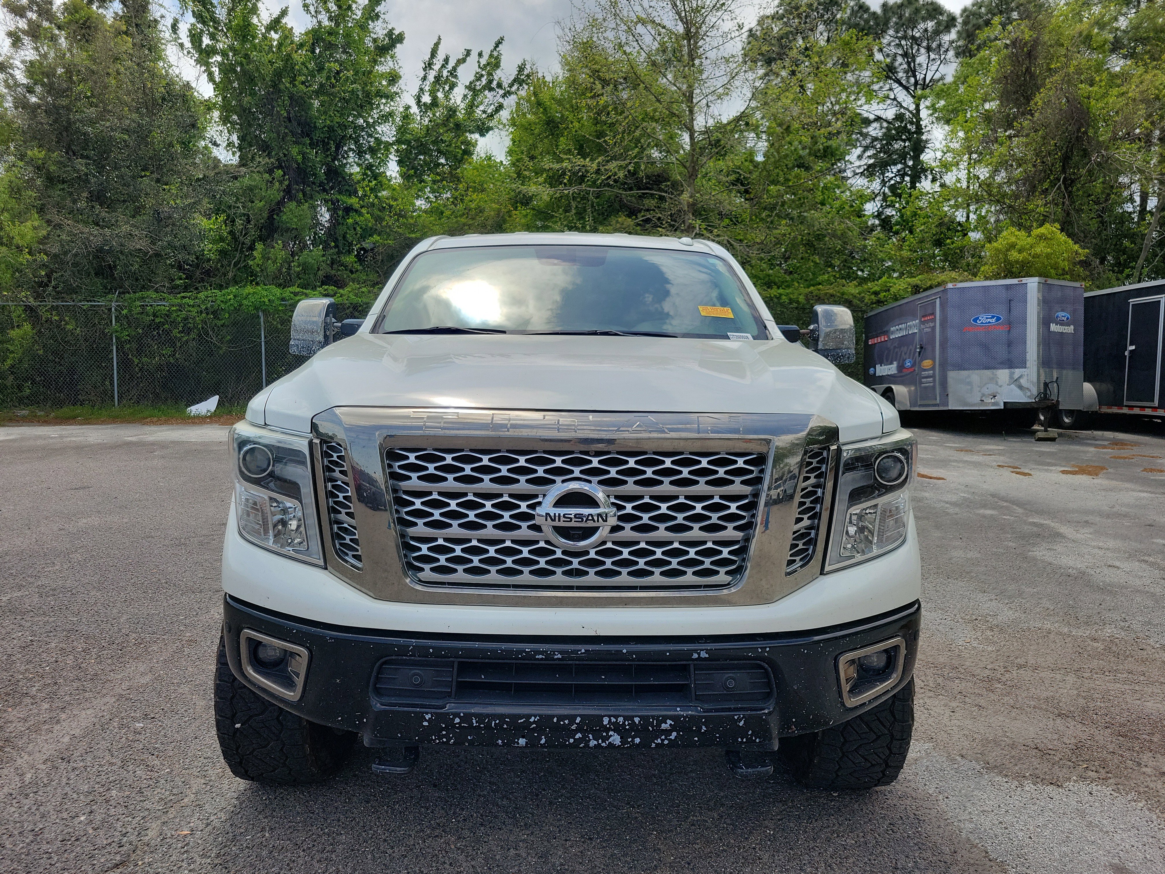 Used 2019 Nissan Titan Platinum Reserve w/ Platinum Utility Package image 2