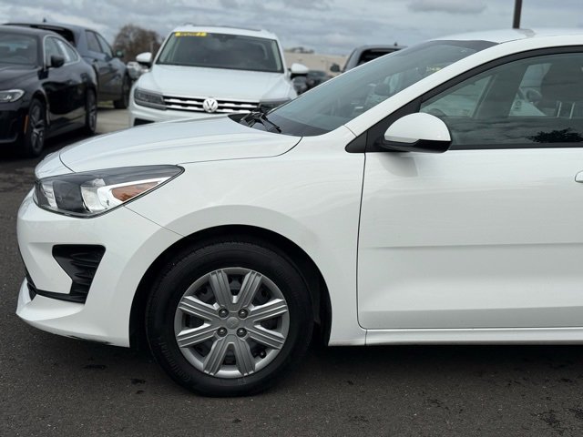 Used 2021 Kia Rio LX image 2