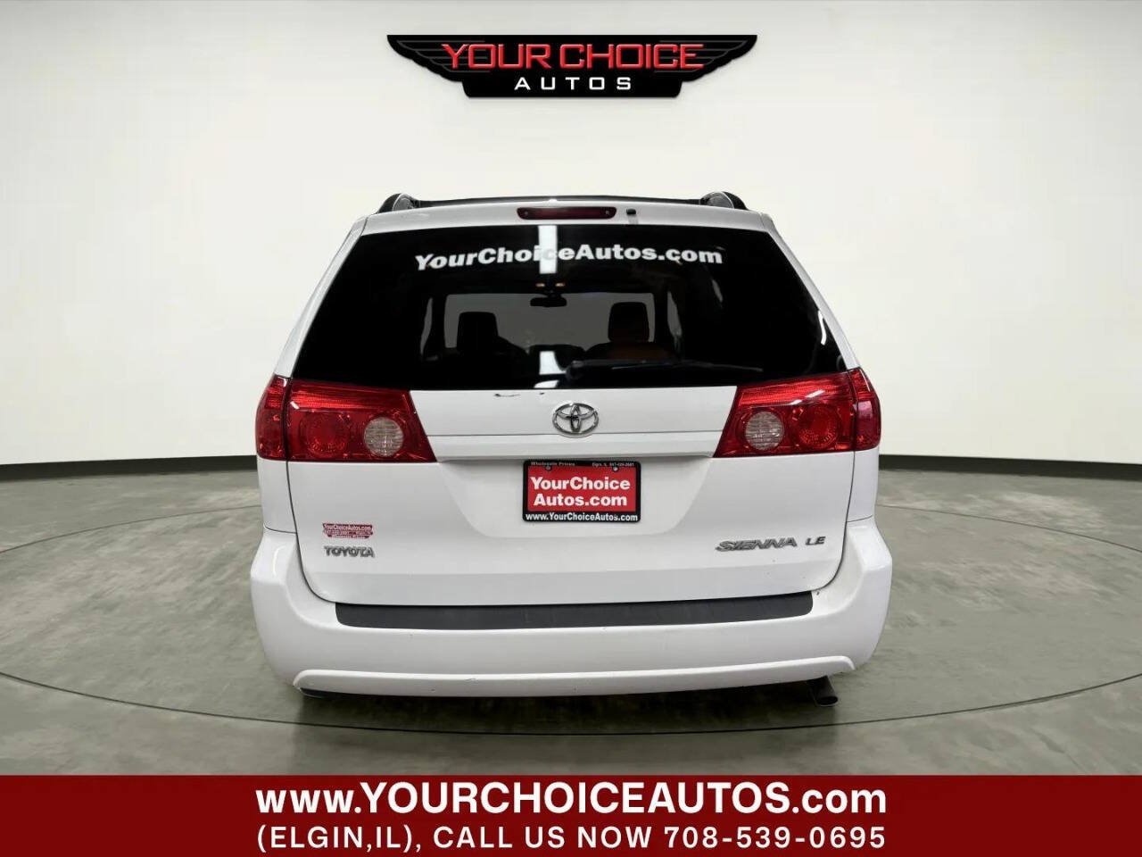 Used 2010 Toyota Sienna LE FWD image 5