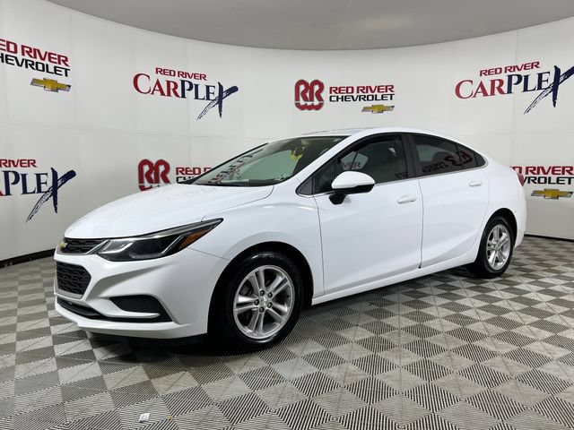 Used 2017 Chevrolet Cruze LT FWD image 3