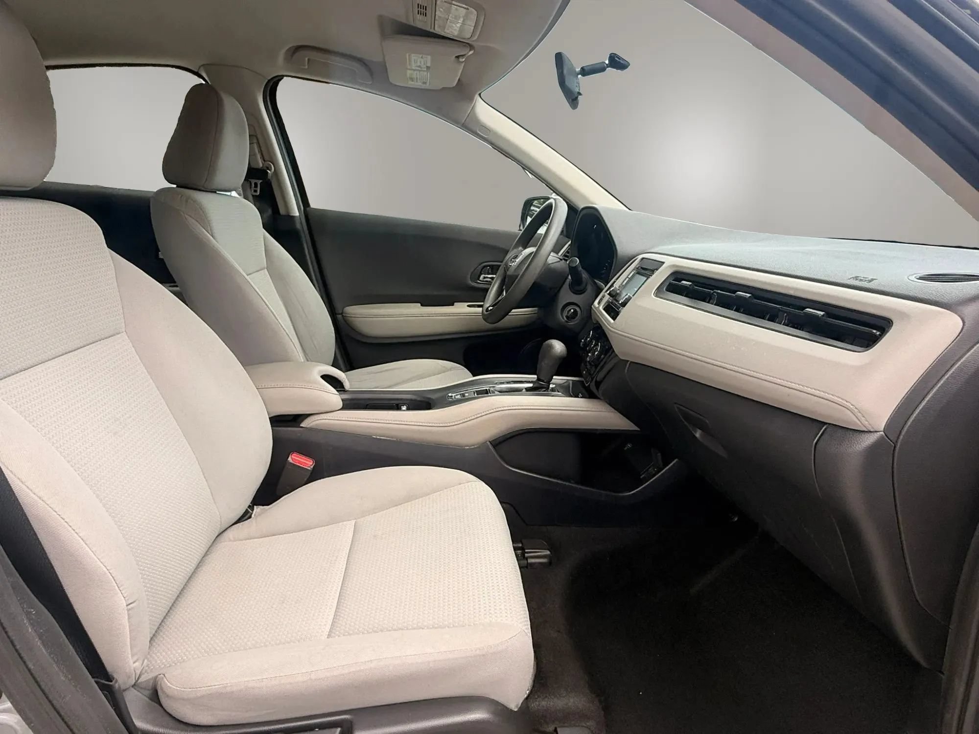 Used 2019 Honda HR-V LX image 14