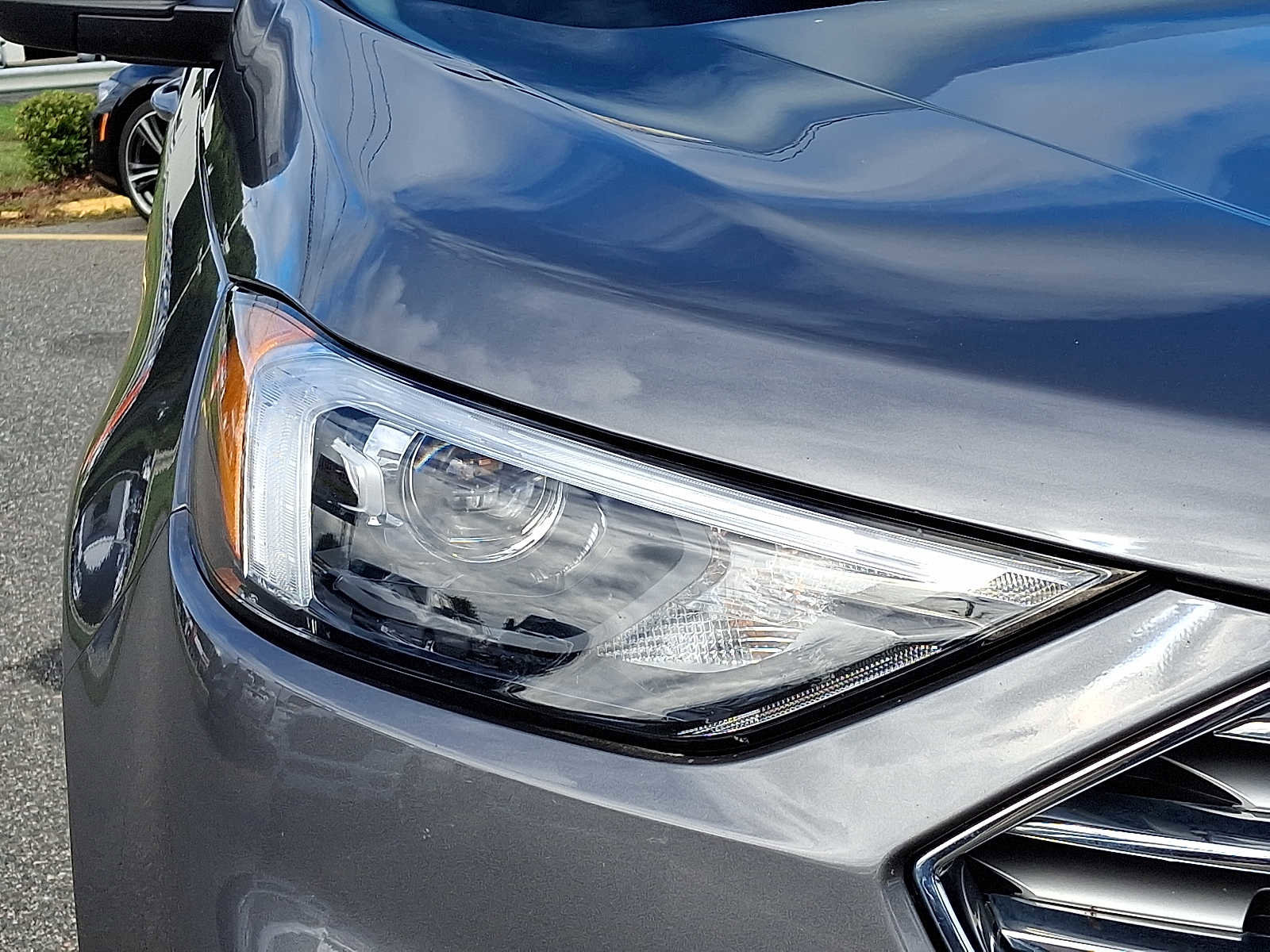 Used 2022 Ford Edge SEL AWD/4WD image 9
