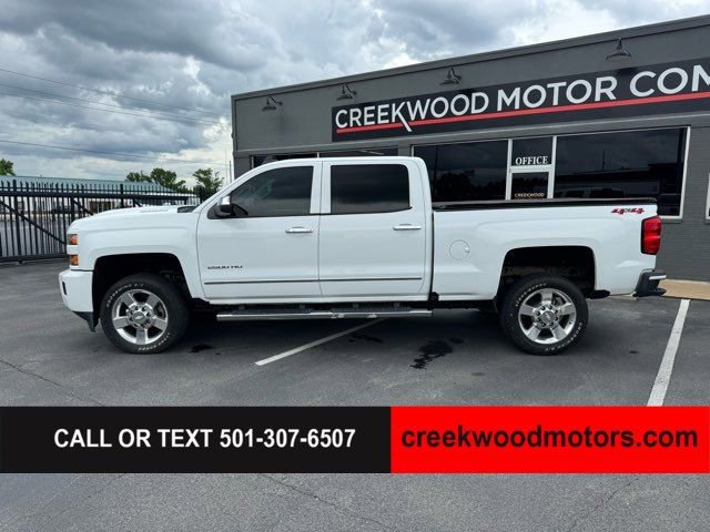 Used 2018 Chevrolet Silverado 2500 LT w/ Custom Sport Edition AWD/4WD image 6
