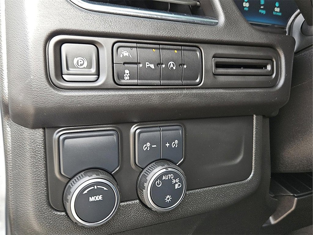 Used 2024 Chevrolet Tahoe LT image 19