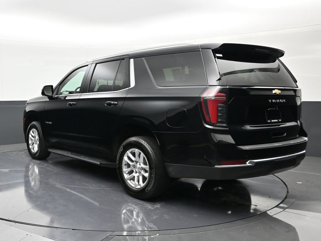 Used 2025 Chevrolet Tahoe LS RWD image 3