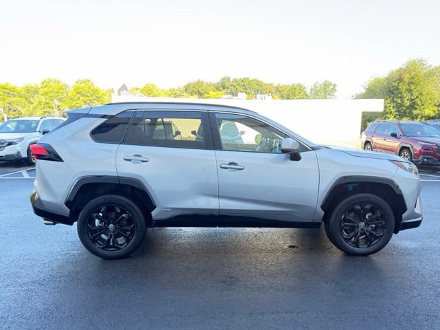 Used 2024 Toyota RAV4 SE AWD/4WD image 5