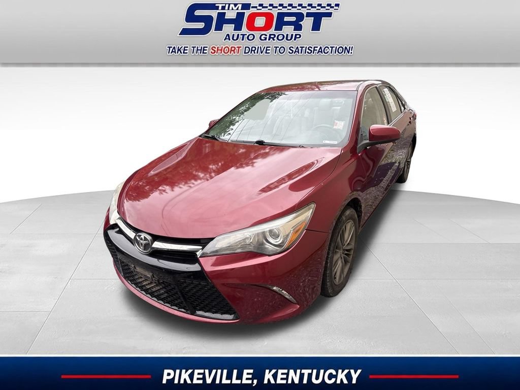 Used 2017 Toyota Camry SE FWD image 1