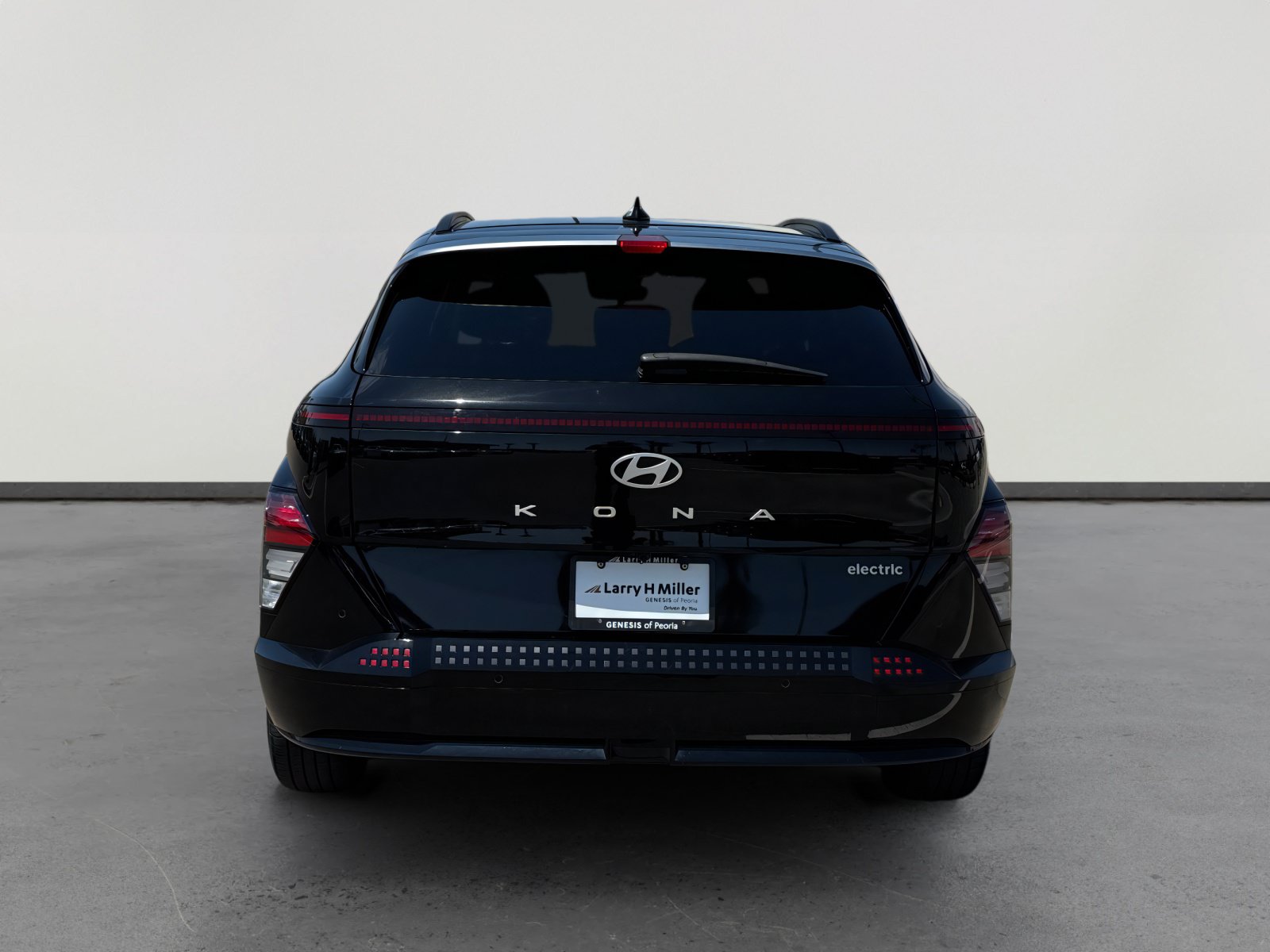Used 2024 Hyundai Kona Limited FWD image 4